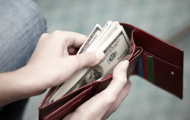 为什么都梦到捡钱了呢(为什么都梦到捡钱了呢周公解梦)